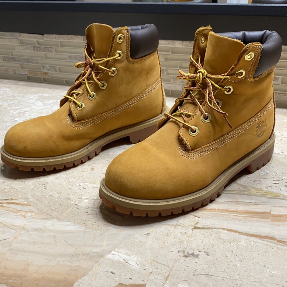 TIMBERLAND 6” boots
